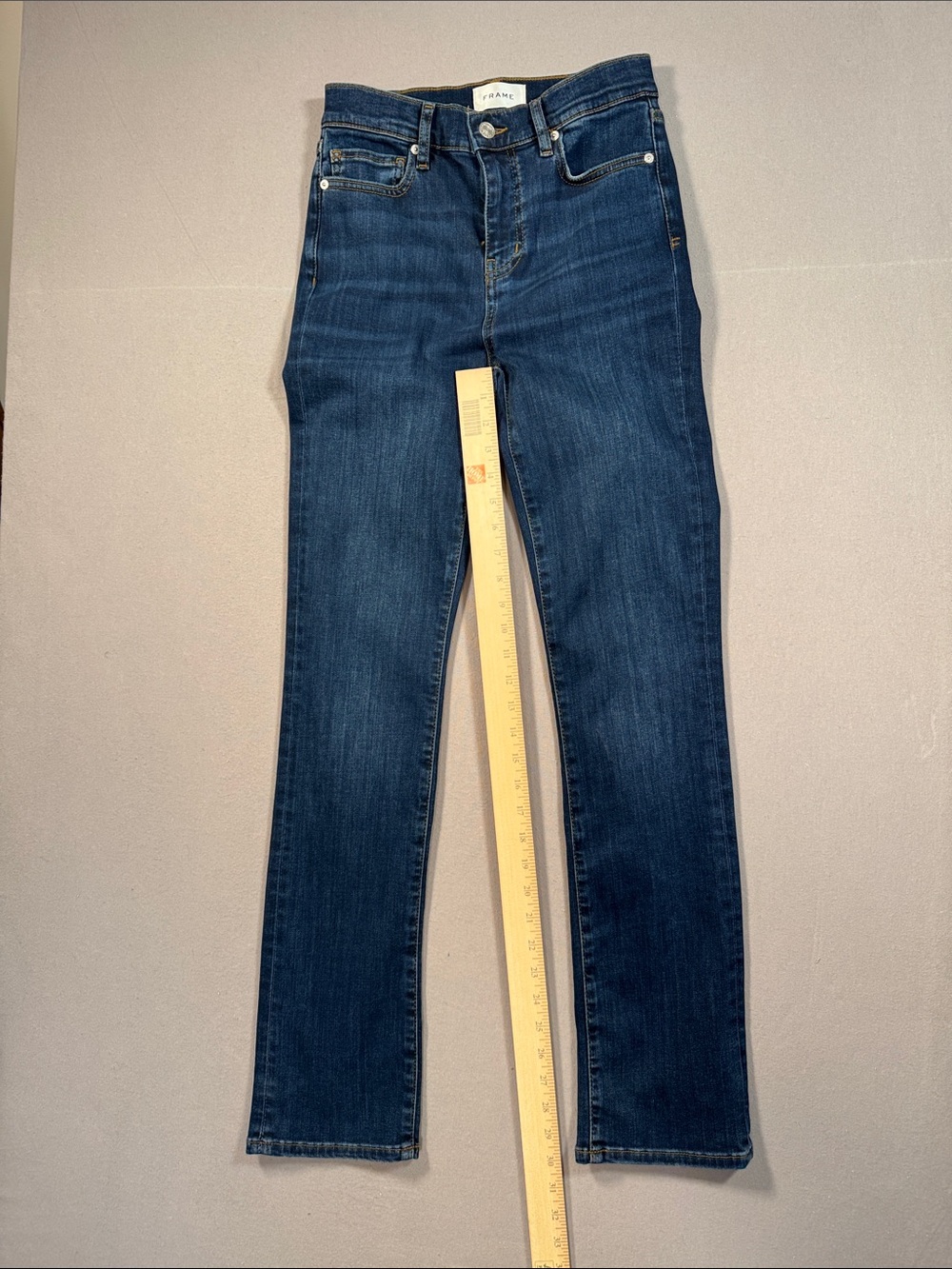 Frame Denim Straight Leg Jeans in Indigo Blue